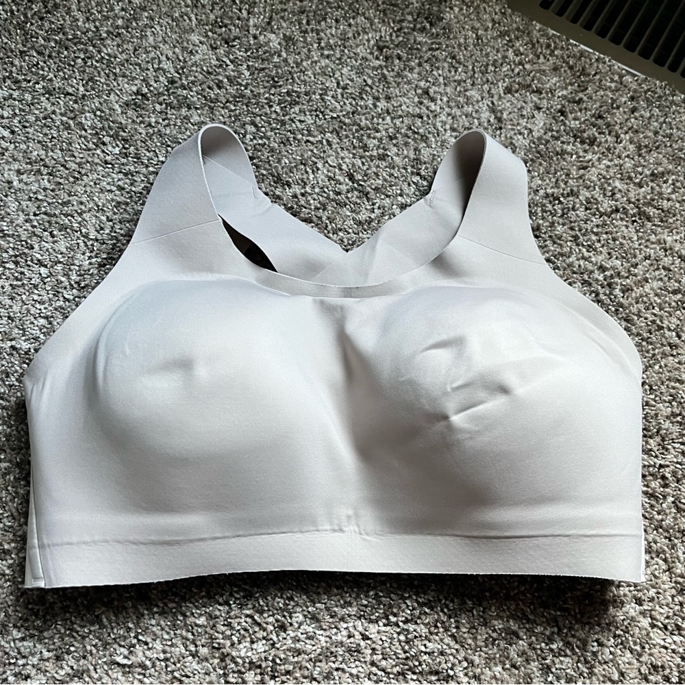 Lululemon bra